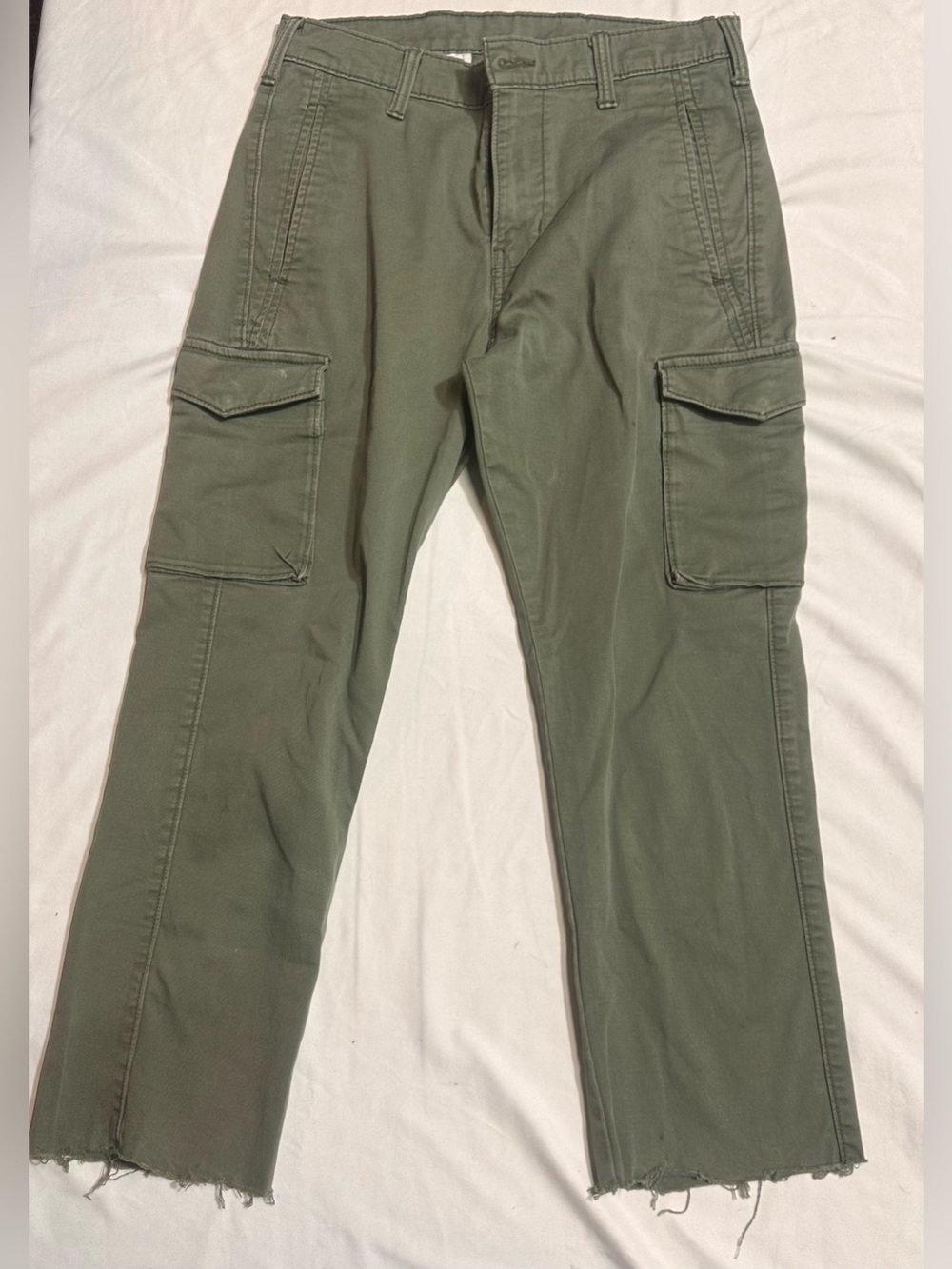 Levi's Men's Olive Cargo Pants with Flap Pockets